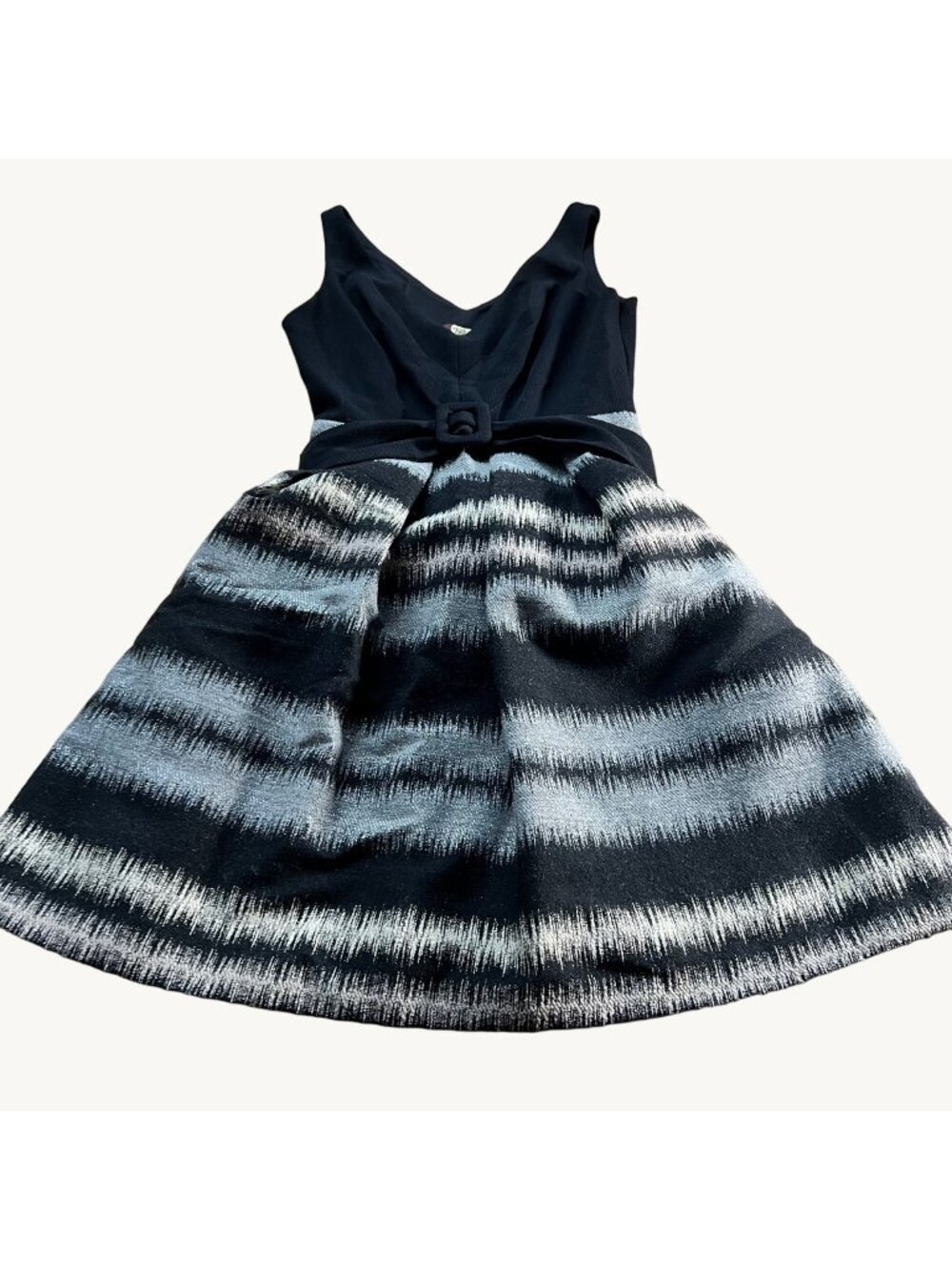Eva Franco Womens Black Silver Metallic Dress Size 6 Sleeveless Fit Flare